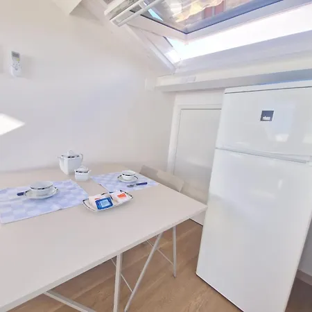 Colombes - Terrazza Vista Mare Montelupone